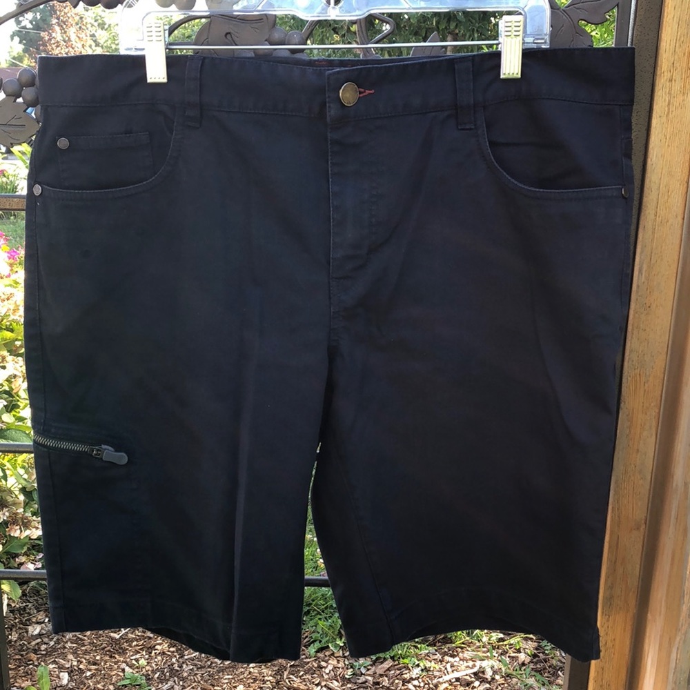 QOR black cotton blend heavy weight shorts size 38